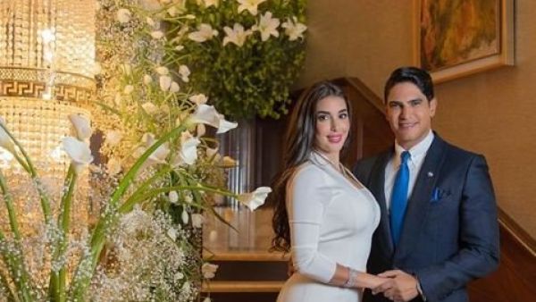 ياسمين صبري تتلقى هدية من أحمد أبو هشيمة بسعر أكثر من 6 مليون جنيه مصري..صورة!