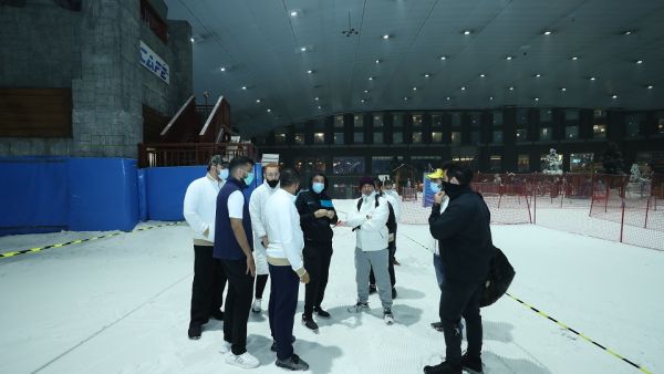 The ski and snowboard competition will be held in two sessions – from 10am to 2pm, and then from 4pm to 8pm – and a panel of freestyle judges will be adjudicating at the event. Ski Dubai Takes Centre Stage as It Hosts DXB Snow Week This Weekend