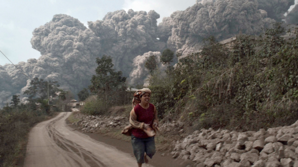 Eruption of Mount Sinabung (Twitter)