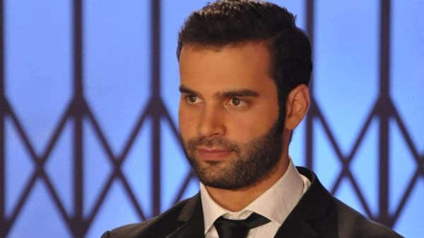 سعود بو شهري "فنانة أصابتني بالعين وهذا ما حدث لوجهي"..فيديو!