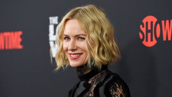 ناعومي واتس