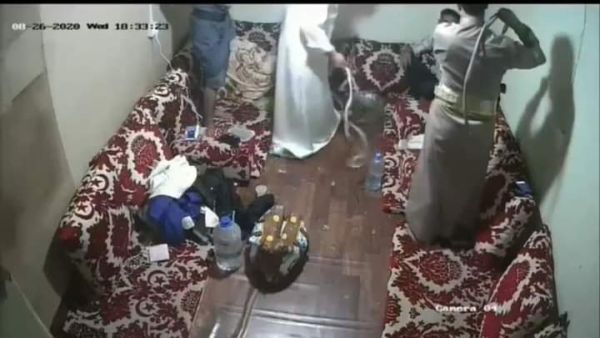 تعذيب عبدالله الأغبري