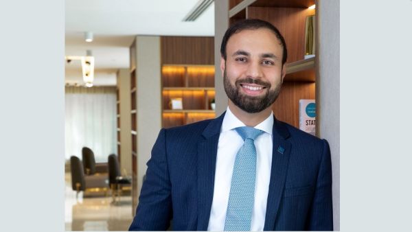 فرهاد عزيزي، الرئيس التنفيذي لشركة عزيزي للتطوير العقاري عزيزي للتطوير تنجز خطط التعديلات بنجاح وصولاً إلى "الوضع الطبيعي الجديد"
