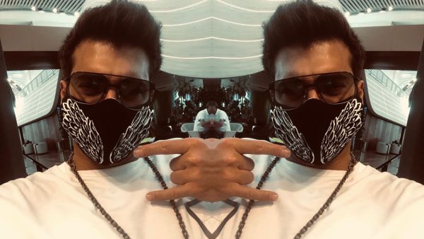 Goodbye Turks! Where Can Yaman Is Traveling To After Filming The Last Episode of Bay Yanlış (Mr. Wrong)?