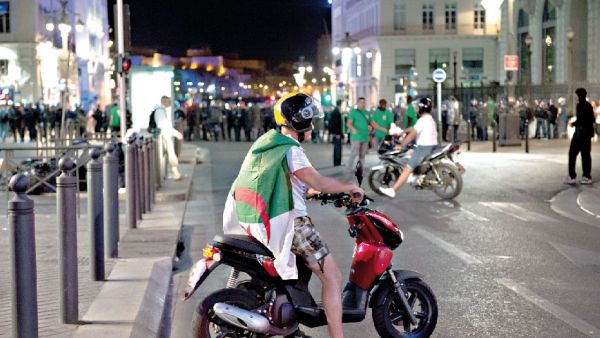 جزائريون في فرنسا