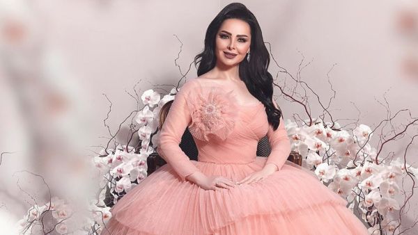 At Karazon's wedding, her mother cried happy tears 