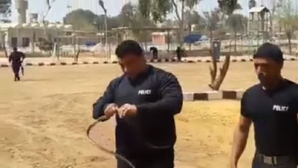 ضابط الشرطة عمرو عبد المنعم داخل سجن طرة