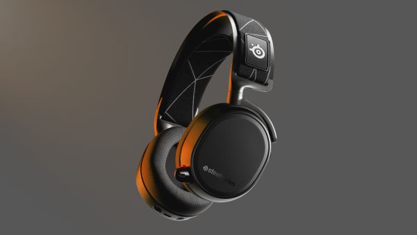 The ClearCast microphone uses a bidirectional design for superior noise cancellation and natural-sounding clarity, while the signature Arctis soundscape emphasizes both subtle and critical in-game sounds, allowing gamers to hear every in-game detail. SteelSeries Launches Arctis 9 Dual Wireless Headset for PC and PlayStation