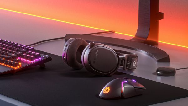 SteelSeries تطلق سلسلة من المنتجات الجديدة