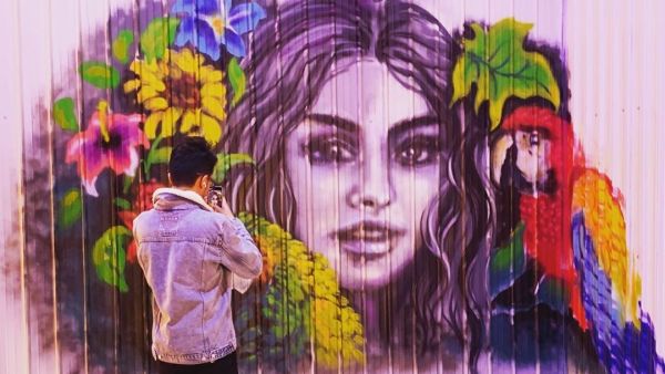 Graffiti artist Noura bin Saidan, said she wanted the city to be the most beautiful in the world in terms of art and design. (Instagram)