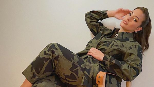 Doctors advise women wait six weeks to have sex again after giving birth