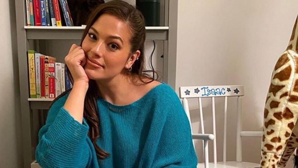 Professional dancer and Ellen DJ tWitch guest-hosted the episode.