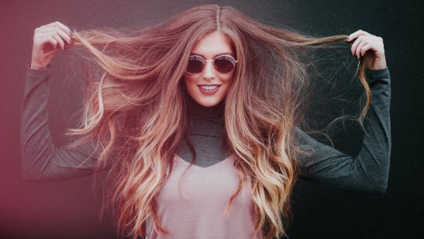 اصنعيه بنفسك: زيت جوز الهند وزيت الأفوكادو للشعر المتضرر