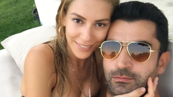 Kenan İmirzalıoğlu and Sinem Kobal Welcome a Baby Girl.. Was She Delivered in Water? Watch Their First Appearance