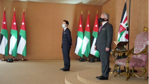 ضمن الحكومة الجديدة 8 وزراء من حكومة الرزاز