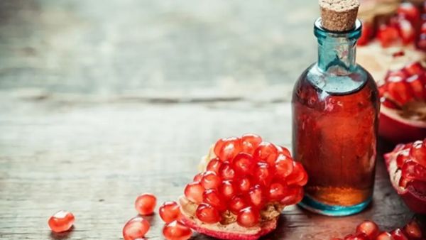 يمكن أن يساعد الرمان في تعزيز إنتاج الكولاجين وعلاج الكثير من المشاكل