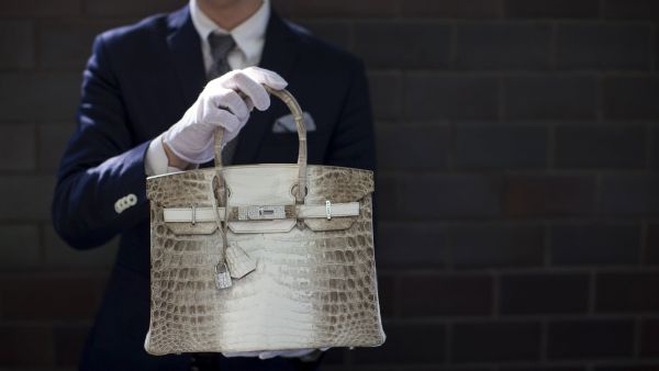 علامة "آرميز-Hermès" 