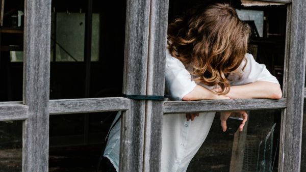 الأطعمة والمشروبات التي يجب تجنبها أثناء القلق