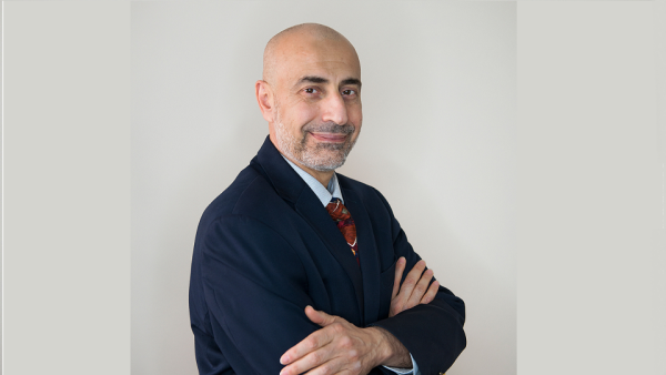 وليد قرنفلة، مدير البحوث والسياسات في مؤتمر القمة العالمي للابتكار في الرعاية الصحية "ويش مؤتمر ويش 2020 يعقد جلسة نقاشية حول مستقبل الطب الدقيق