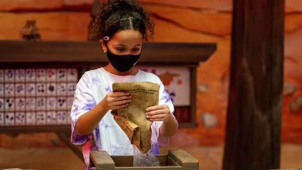 Dynamite Gulch Mining Mine for Your Very Own Gemstones at Warner Bros. World Abu Dhabi’s Dynamite Gulch Mining Co.