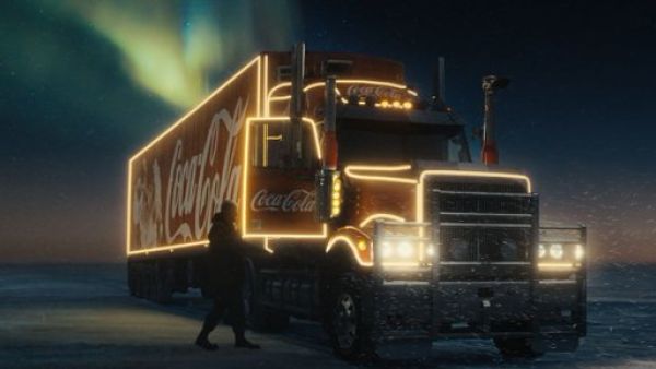 Coca Cola  Christmas advert  (Twitter)