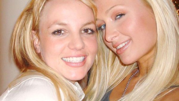 14 years ago, britney spears  and I invented the selfie (Twitter)