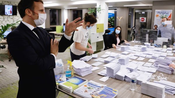 ماكرون يعبر عن دعمه للأرمن