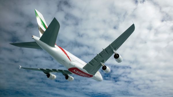 طيران الإمارات وفت بوعودها وأنجزت المطالبات المتراكمة