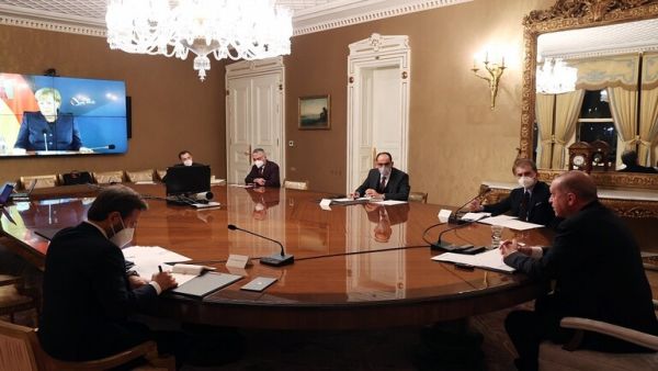 أردوغان لميركل: تركيا تريد فتح صفحة جديدة مع أوروبا