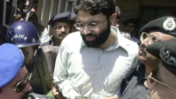  أحمد عمر سعيد شيخ المدان بقتل الصحافي الاميركي دانيال بيرل 