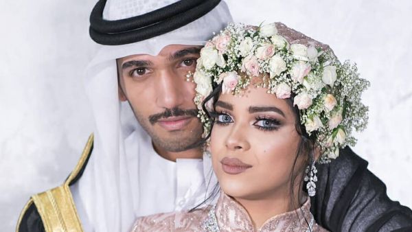 مشاعل الشحي وزوجها
