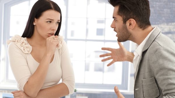 احرصي دائماً على أن تكونين مصدر سعادة لزوجك