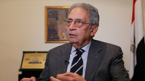  الأمين العام الأسبق لجامعة الدول العربية، عمرو موسى