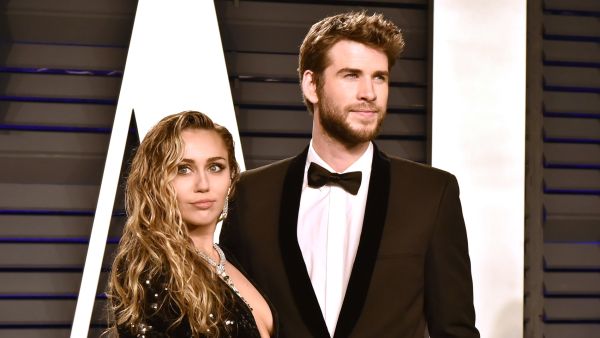 مايلي سايريس وليام هيمسورث