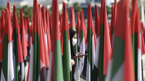 Emiratis attend celebrations of UAE's national day on December 2, 2020. Karim SAHIB / AFP