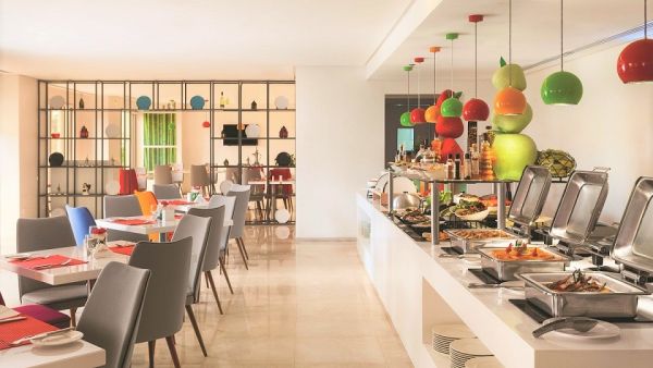 Ring in the new year in a Hollywood meets Bollywood party at Flavours Restaurant Shine and Celebrate Like Star at Ramada Hotel & Suites Dubai JBR’s NYE Bash