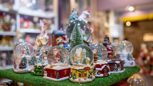 Need Inspiration for Those Last Minute Gifts This Holiday Season?  Check Out This Global Village Festive Gifts Guide