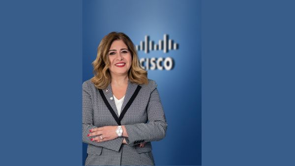ريم أسعد، نائب الرئيس التنفيذي لدى شركة سيسكو في الشرق الأوسط وأفريقيا مركز تطبيقات Webex يشهد تكامل مدمج مع تطبيقات عمل أخرى مثل فيسبوك وسيلز فورس و دروب بوكس