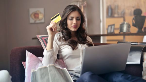 كيف يتعامل مواليد هذه الأبراج مع المال؟