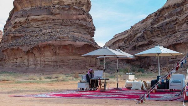 “ولي العهد” يجلس بين قمم جبال العلا ويشارك “عن بعد” في جلسة حوار استراتيجية ضمن فعاليات المنتدى الاقتصادي العالمي