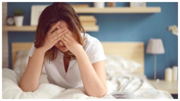 سبب الأنين أثناء النوم أن الانسان قد يرى أشياء تفوق ضغط عقله