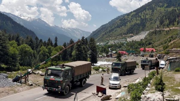 جرحى باشتباك جديد بين القوات الهندية والصينية عند حدود البلدين