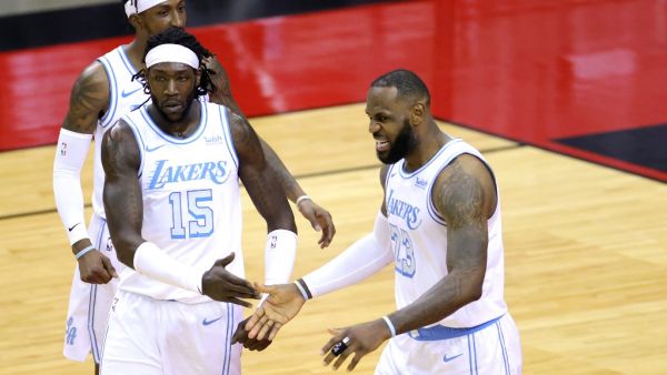 ليكرز يتطلع للدفاع عن لقبه