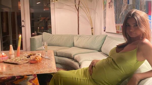 Emily Ratajkowski  (Instagram)