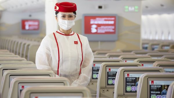 يتعين على عملاء طيران الإمارات إجراء الحجوزات اعتباراً من اليوم حتى 2 فبراير (شباط) 2021، للسفر حتى 15 يونيو (حزيران) 2021. طيران الإمارات تطلق حملة للسفر بأسعار جذابة في 2021