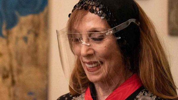 فيروز فيروز