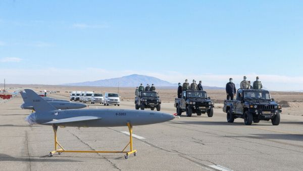 قيام القوات المسلحة الإيرانية باجراء 10 مناورات بغضون أسبوعين