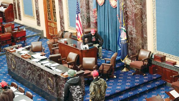  أعمال الشغب التي شهدتها أروقة الكابيتول، ليل السادس من يناير، أدت إلى مقتل 5 أشخاص