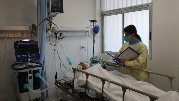Discrimination Against Minorities in Lebanon Hits Vaccines; 'Citizens First, Refugees Last'