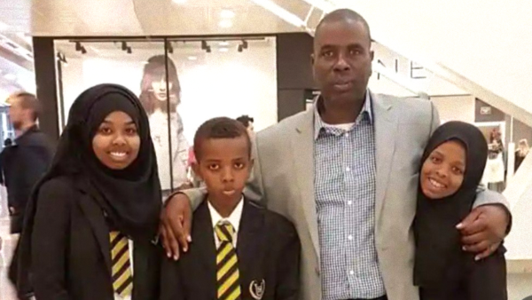 British Muslim Student's Skirt Sparks Discussions Over Religious Freedoms 